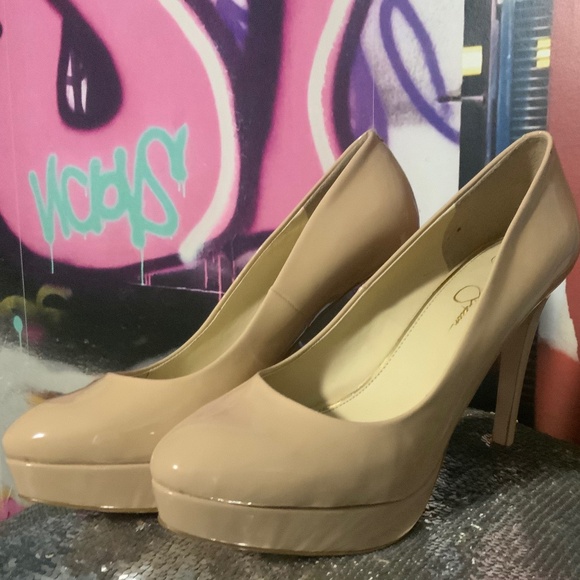 Jessica Simpson Waleo Nude Patent Leather Platform Pump Size 11 - Picture 1 of 6